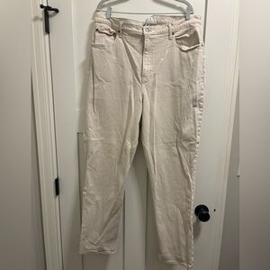 Abercrombie & Fitch Curve Love The 90’s Straight Ultra High Rise Cream Jeans
